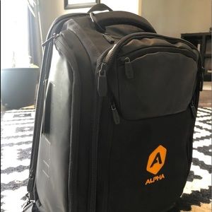 hylete 6 in 1 backpack